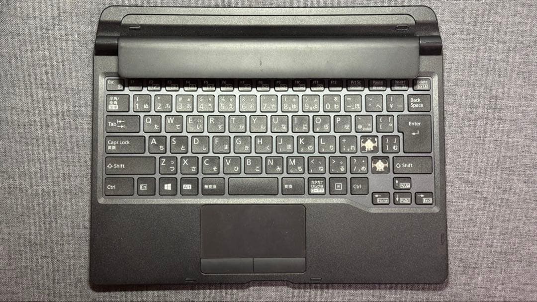 Windowsタブレット本体 arrows tab q738