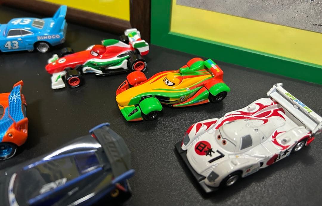 トミカ カーズ ＋プルバックミニカー3台