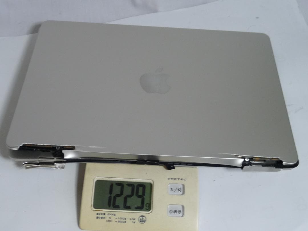 部品取り　Apple MacBook Air (M2,2022) A2681
