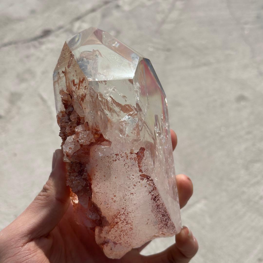 天然石虹あり　水晶のポイント　置物　台座付きG.706