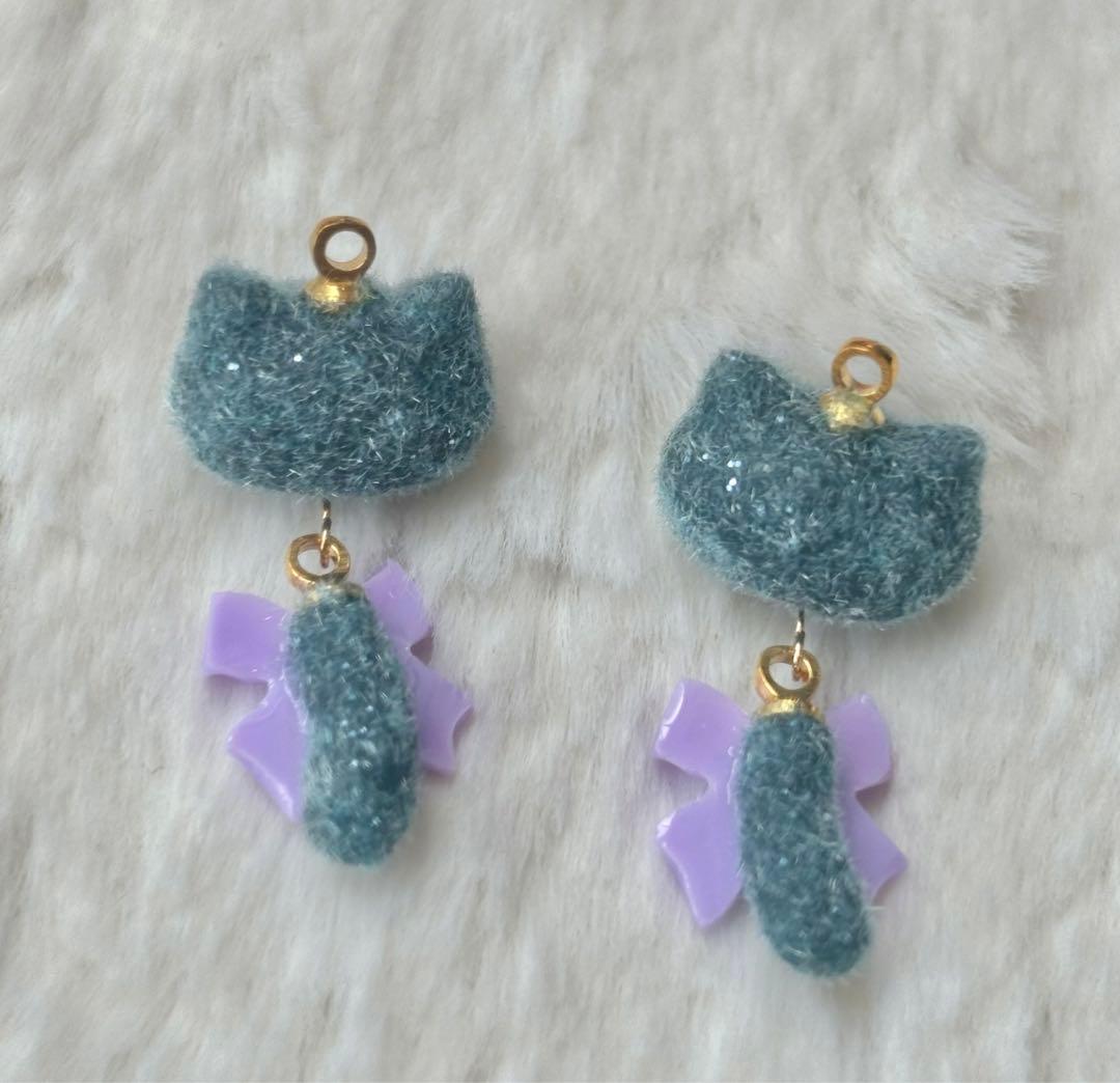 もふっと♡ロシアンブルー　にゃんこ　しっぽゆらゆら♡ピアス/イヤリング✩*॰¨