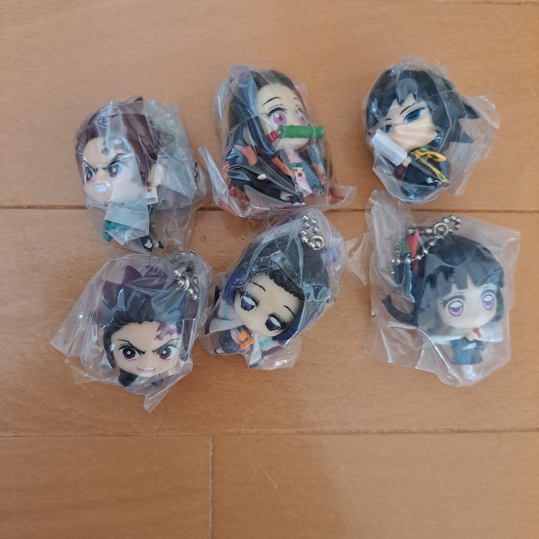 【鬼滅の刃】ガシャポン他　ミニフィギュア　143点まとめ売り