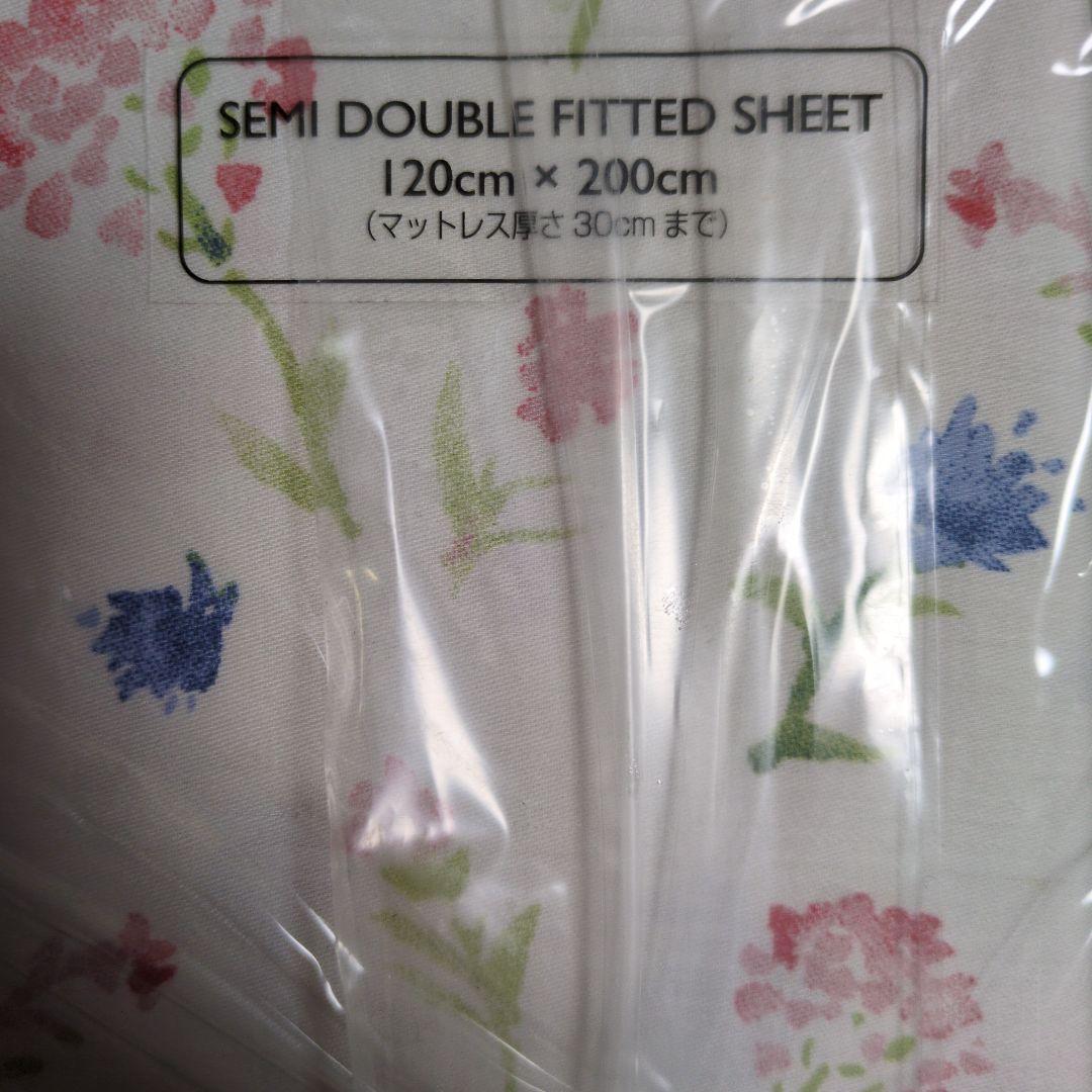 LAURA ASHLEY ベッド　シーツ　セミダブル 新品