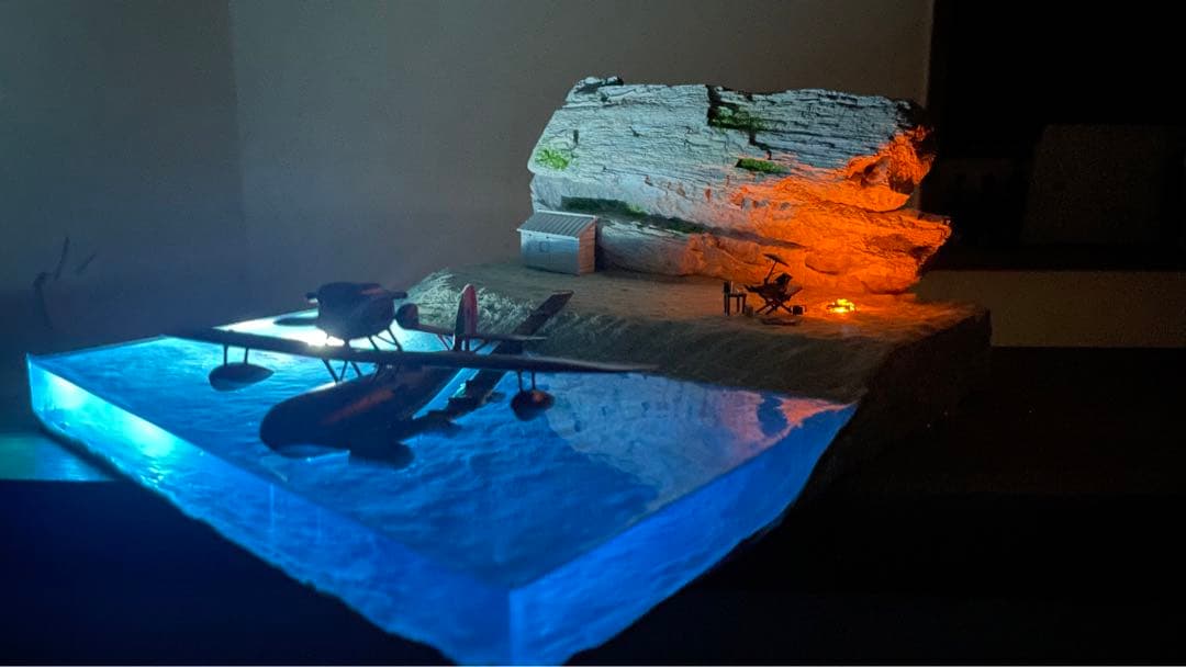 ポルコの隠れ家　紅の豚　ジオラマ　ライトアップ