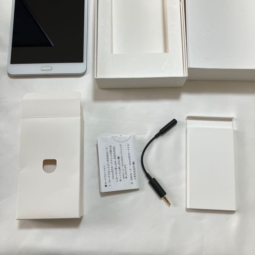 【美品】NTT docomo dtab Compact d-02K