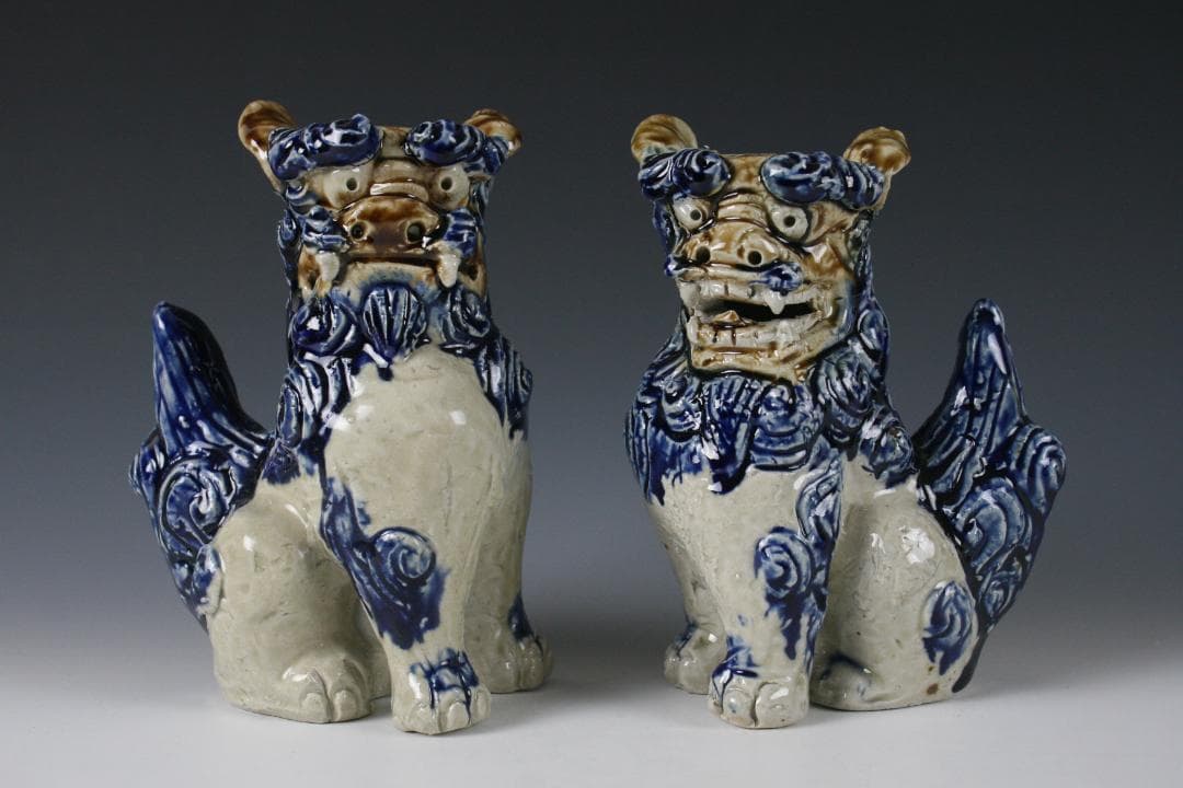 人間国宝金城次郎一門　金城敏徳 作　呉須色付立シーサー（中）1対