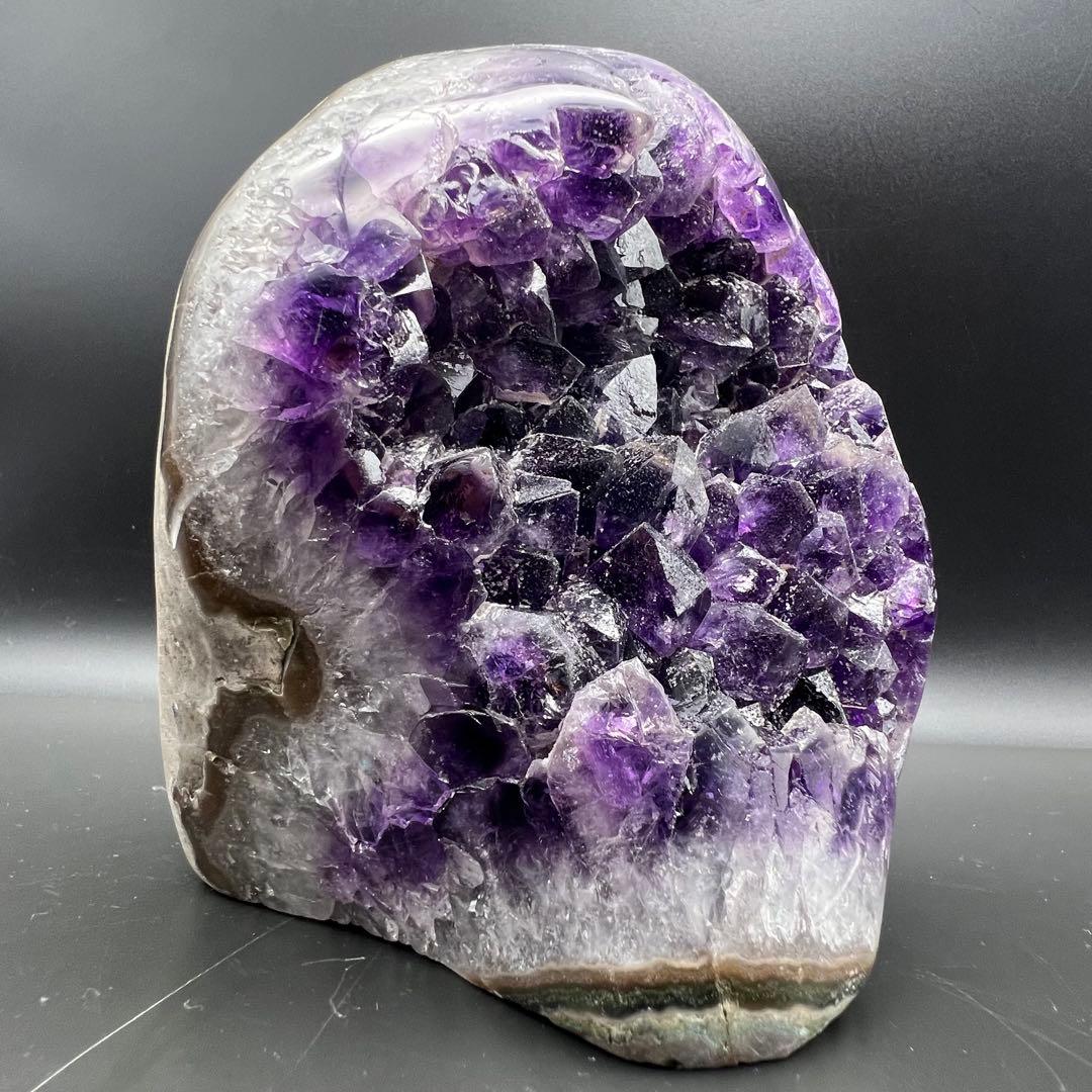 ✳️極品✨神々しい美濃紫の輝き✨最強浄化や魔除け✨特大 アメジストクラスター 原石