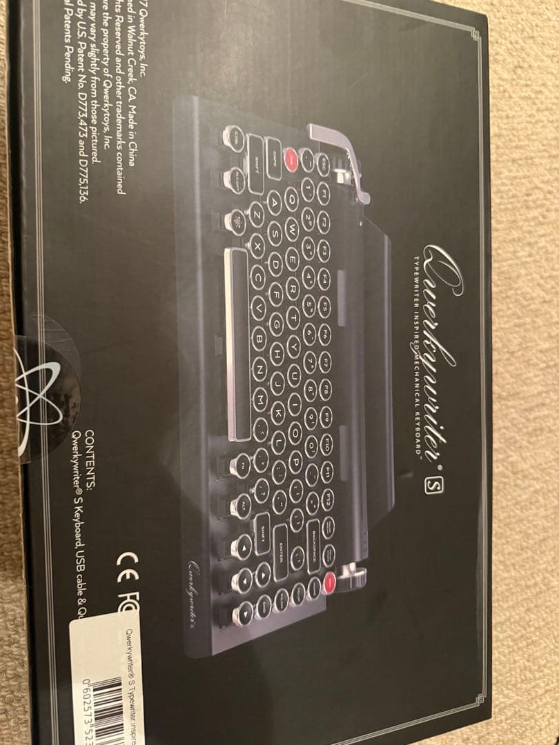 レア！QWERKYTOYS キーボード ブラックカラー