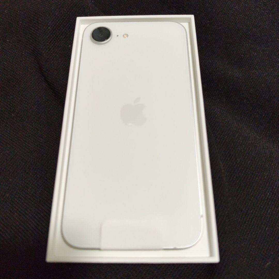【未使用】iPhone16e 128GB ホワイト
