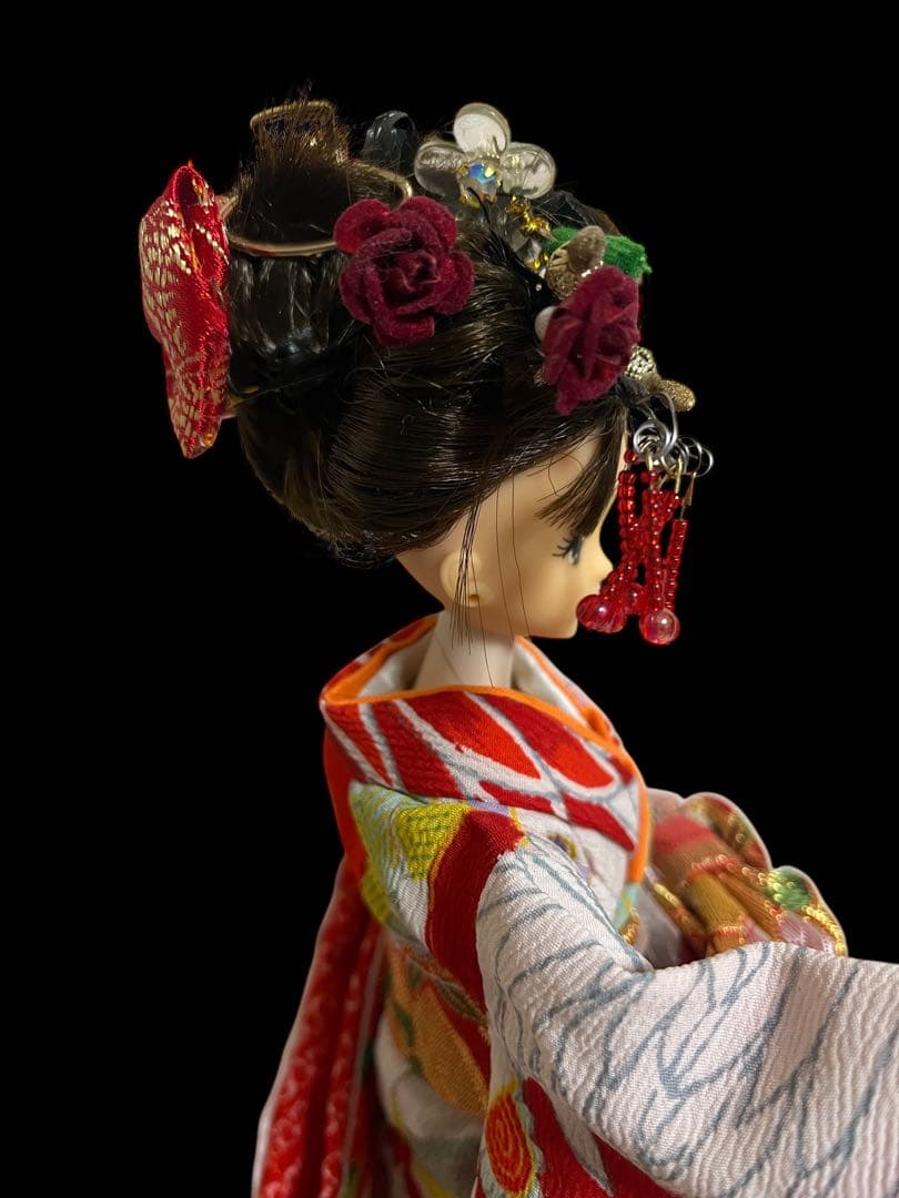 お値下げ！500円オフ！バービー着用可！カスタム黒髪ジェニー人形付き花魁