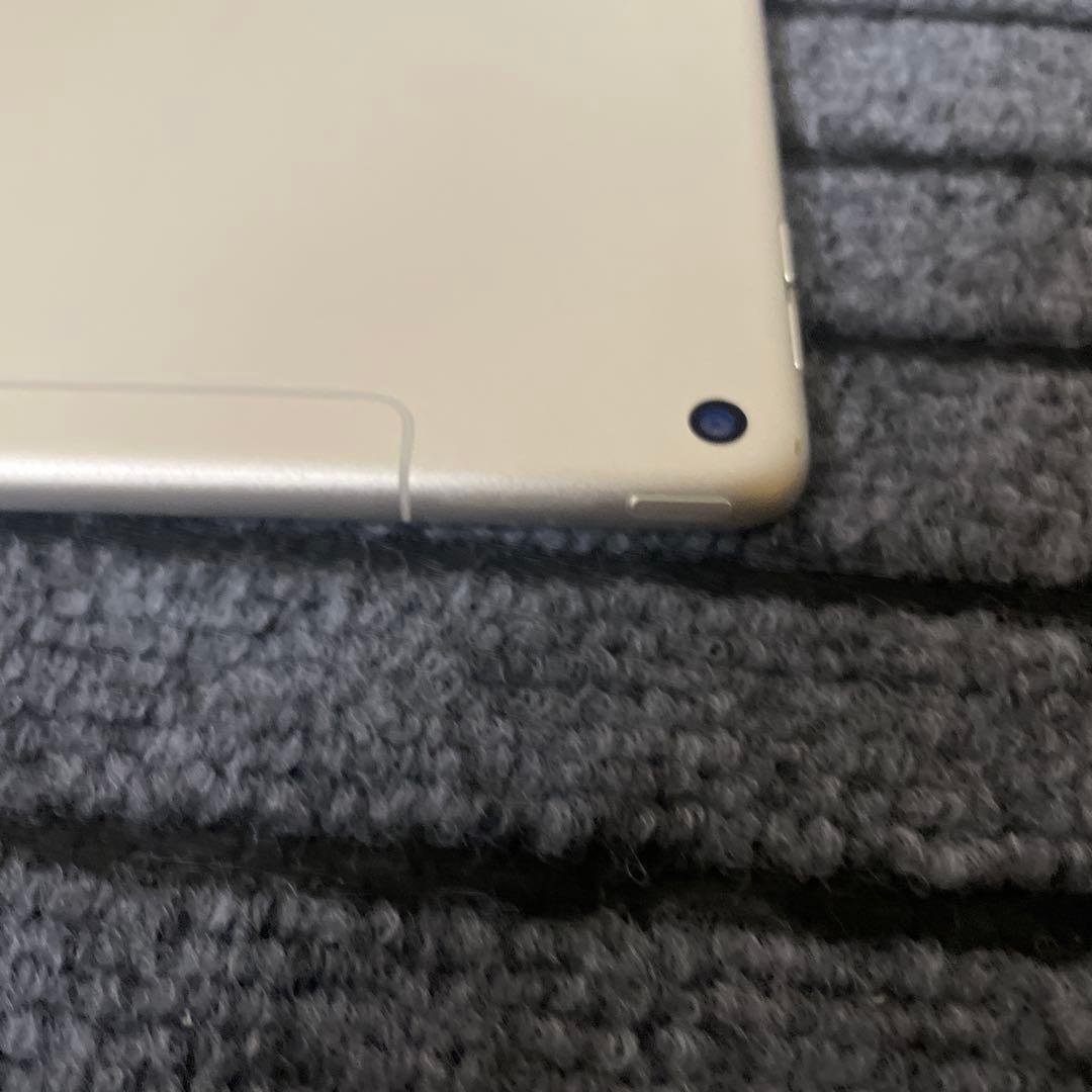 71 iPad Air3 3世代 64GB SIMフリーモデル シルバー