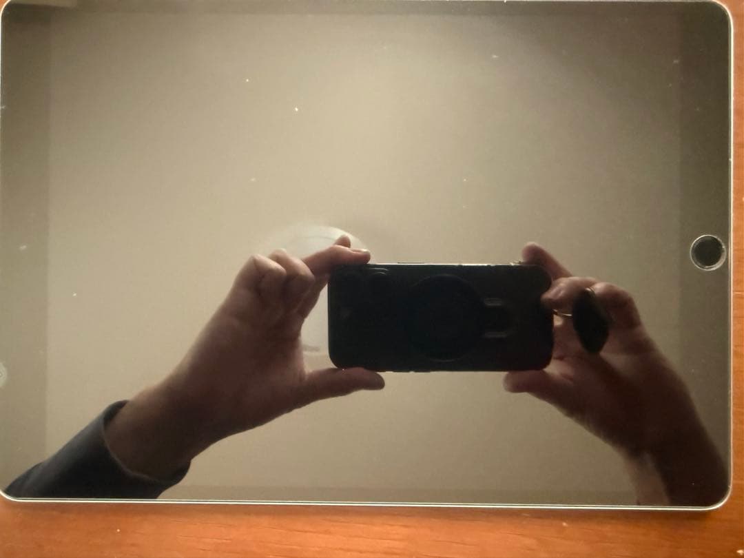 iPad pro 10.5インチ MQDT2J/A Wi-Fi キーボード付