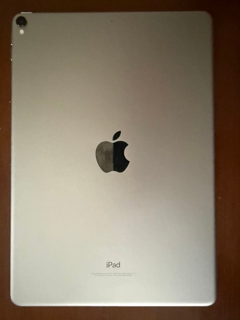 iPad pro 10.5インチ MQDT2J/A Wi-Fi キーボード付