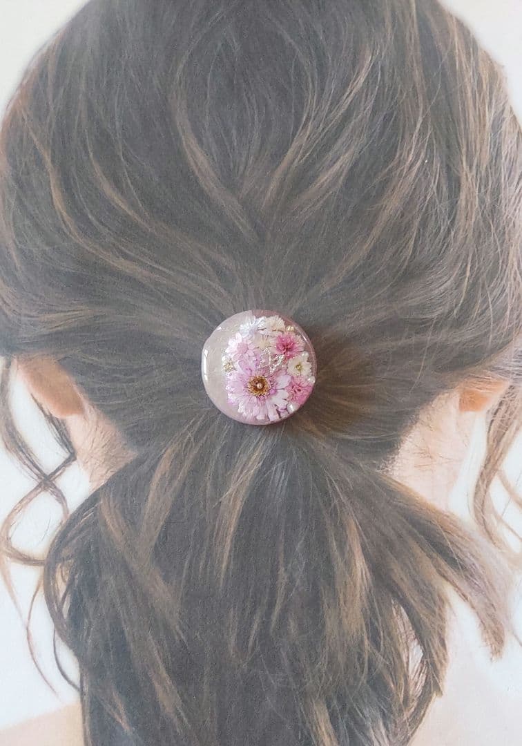 【1506】レジン　マトリカリア　ヘアゴム　ポニーフック　ブロ―チ　ハンドメイド