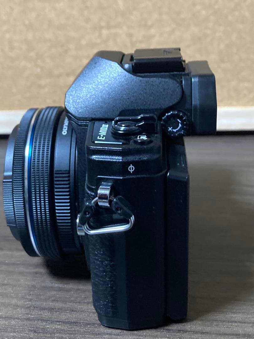 OLYMPUS E-M10 Mark III ダブルレンズセット
