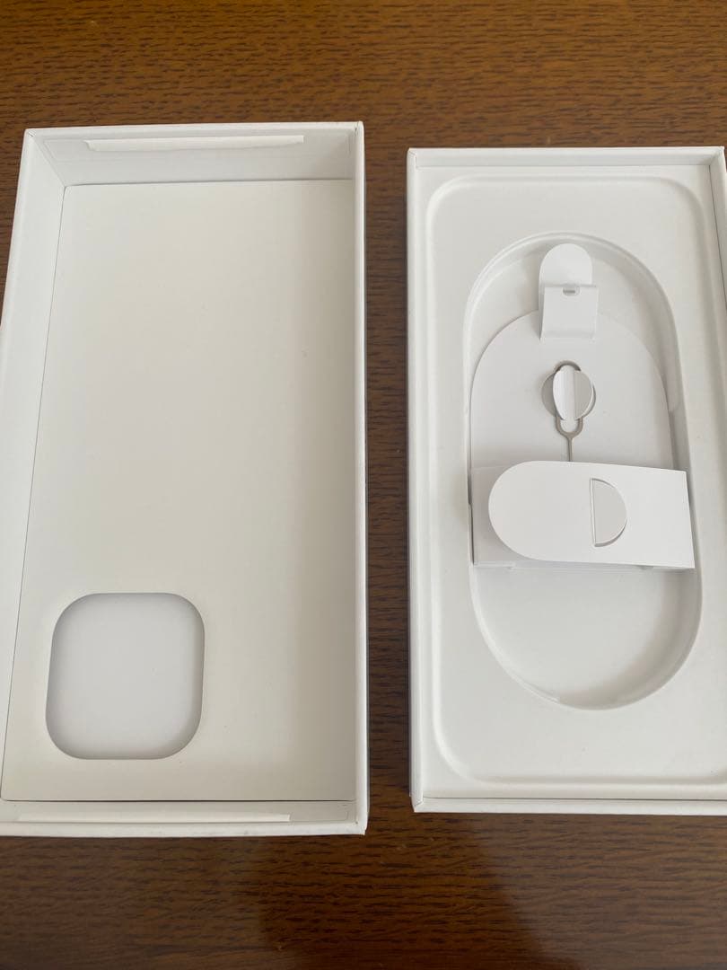 【ほぼ新品！】iPhone 16 Pro MAX 256GB 2025年5月品