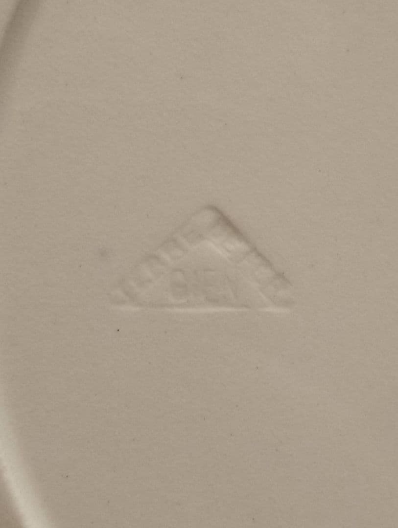 アンティーク GIEN アイボリー 深皿、サラダボウル