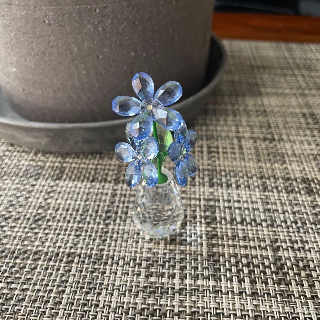 スワロフスキー　ホームデコール　お花　置物　フラワー　忘れな草