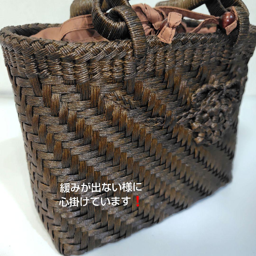 クラフトで作った山葡萄風アンティーク調柿渋染め網代編みかごバッグ（巾着タイプ）