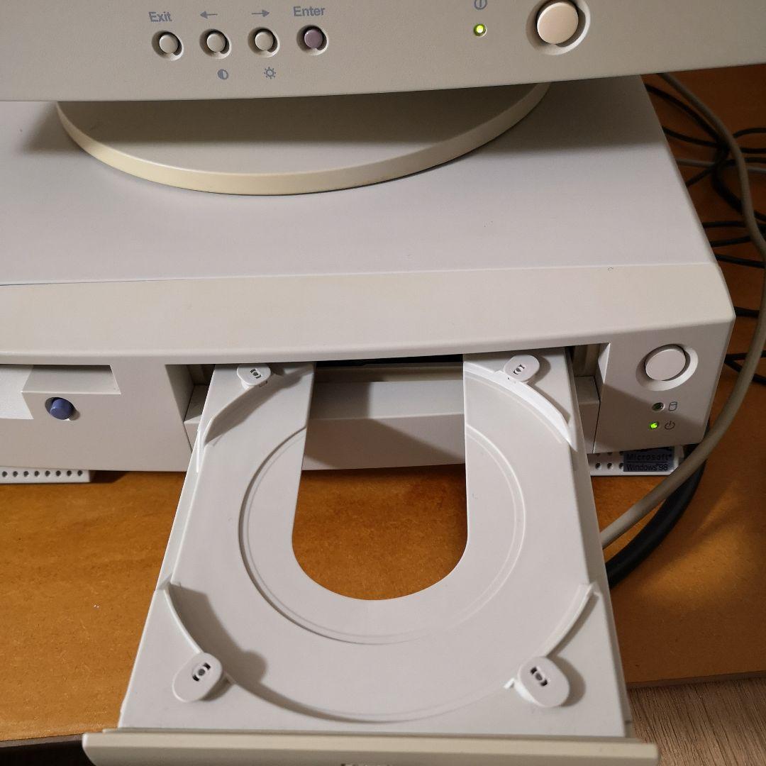 【極美品】IBM Aptiva D1J 2156デスクトップパソコン本体 レトロ