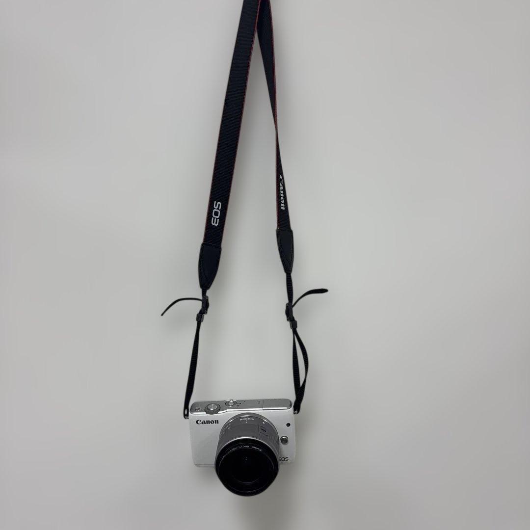 Canon EOS M10 ホワイト EF-M 15-45mm