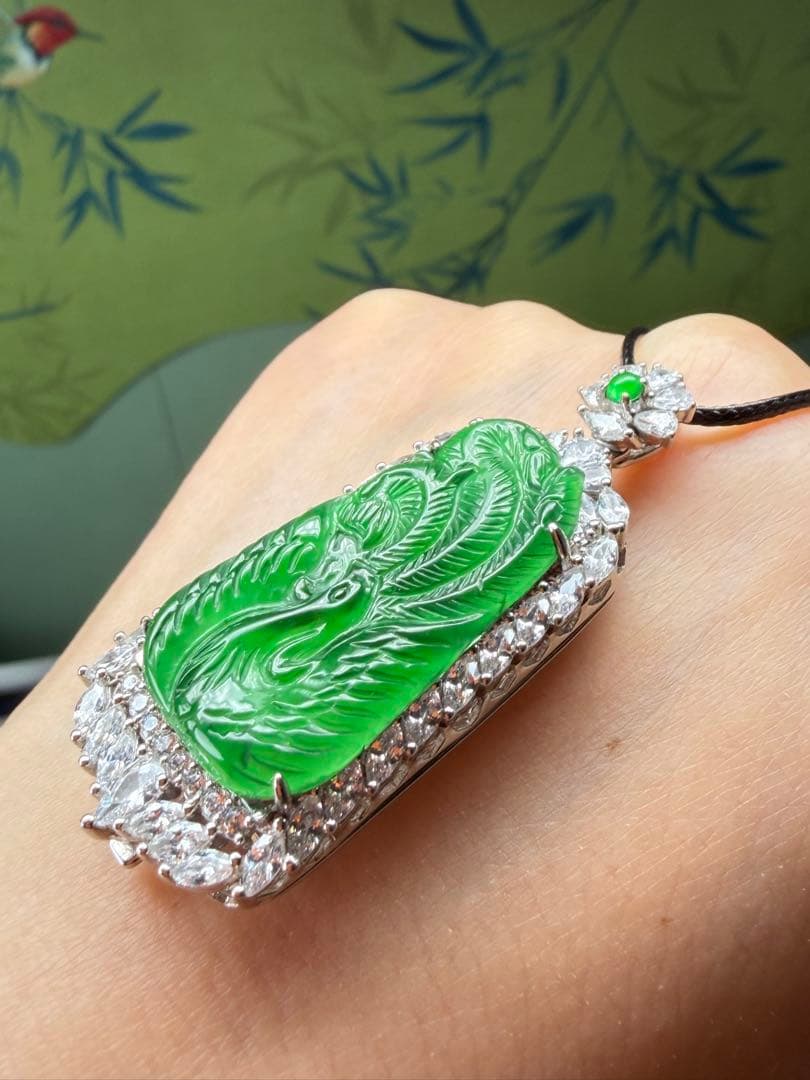 貴重‼️ロウカン質陽緑翡翠【百鳥の王】不死の身・鳳凰 S925ネックレストップ