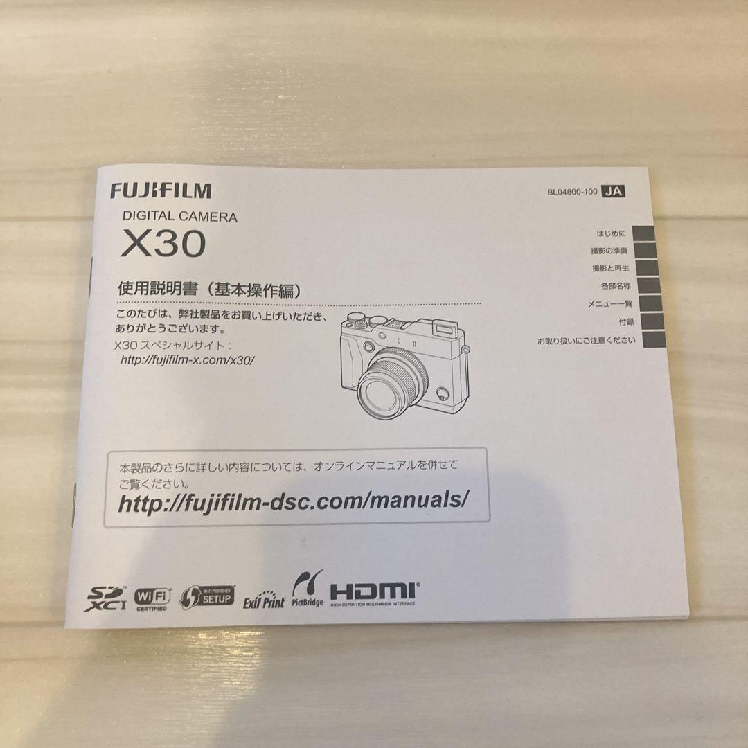 FUJIFILM デジタルカメラ FX-X30 シルバー【箱 説明書 付き】美品