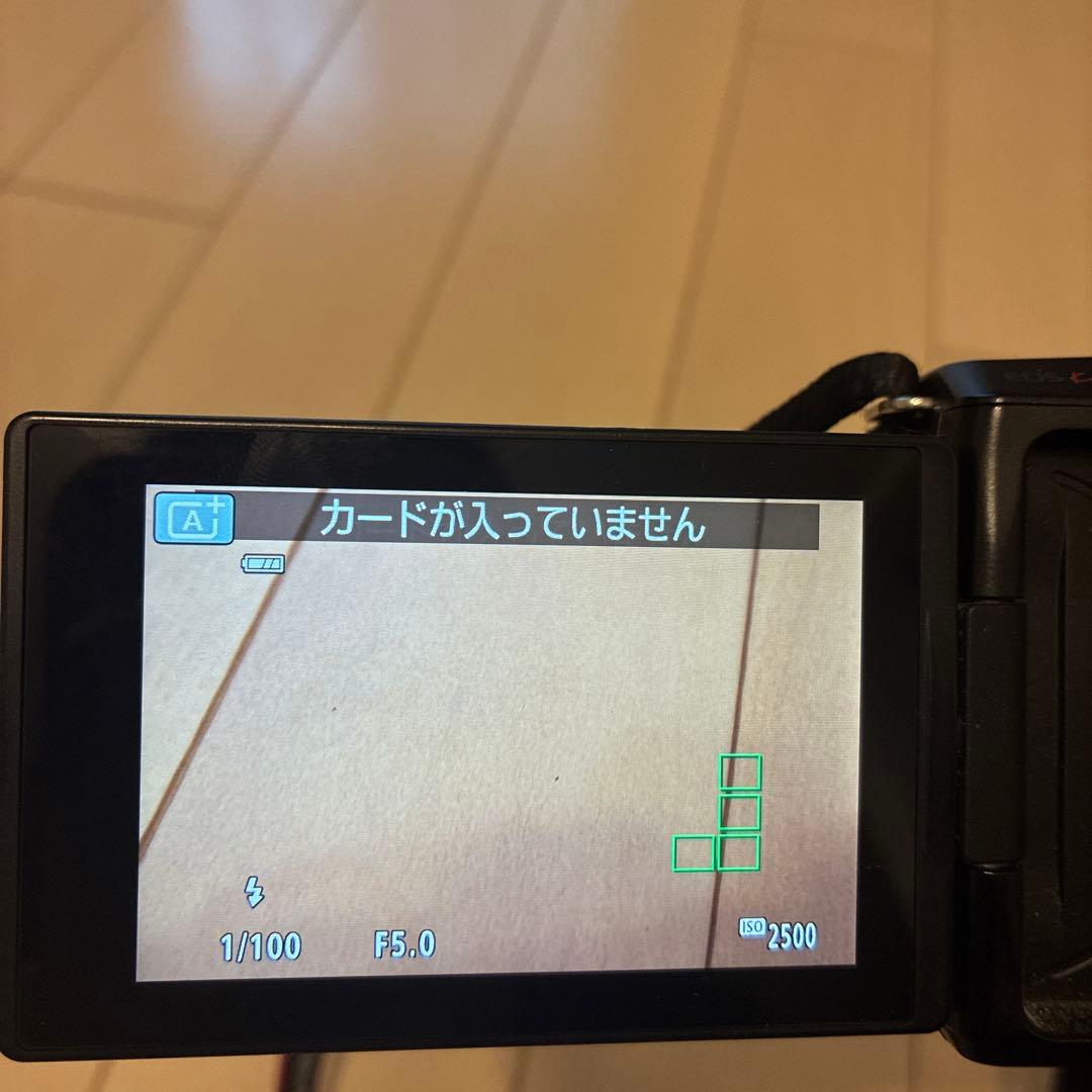 キャノン　EOS kiss M2