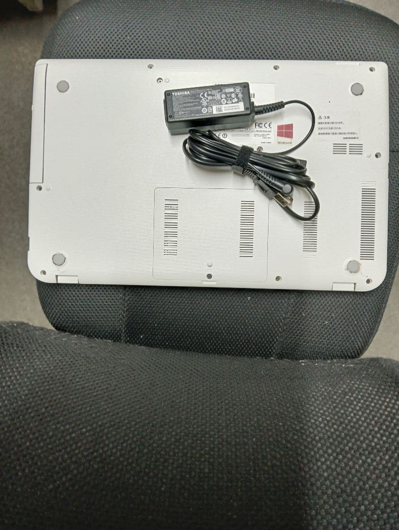 dynabook Corei5 SSD256 8GB 第4世代