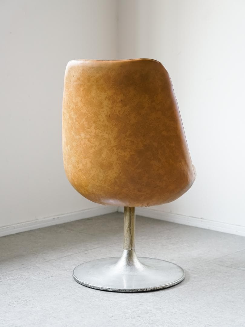 【タコライス】 カフェチェア スペースエイジ モダン