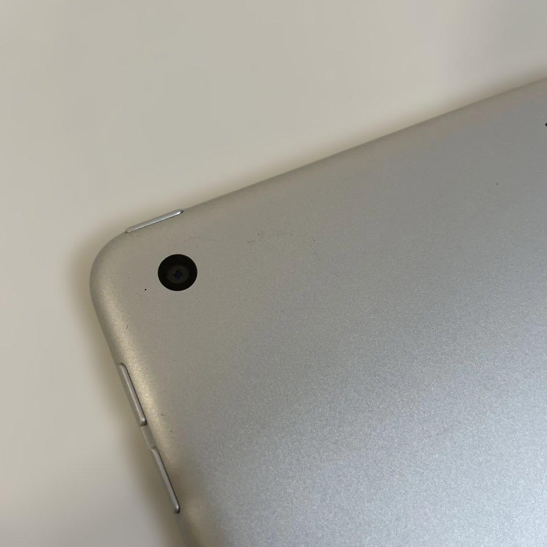 【動作確認済】Apple iPad 第8世代32GB シルバー 本体