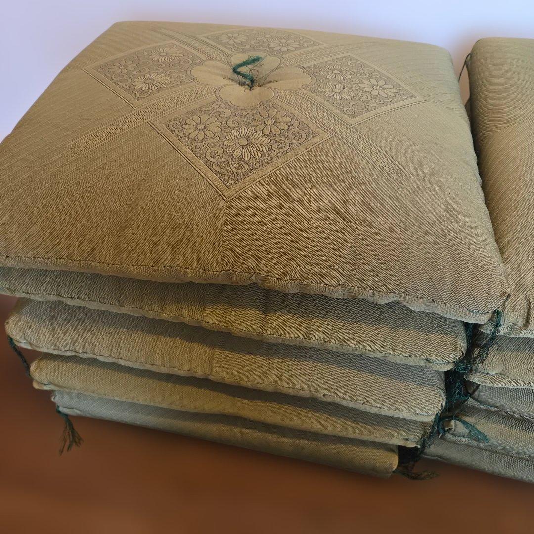 緑色 刺繍入り 座布団 9枚セット