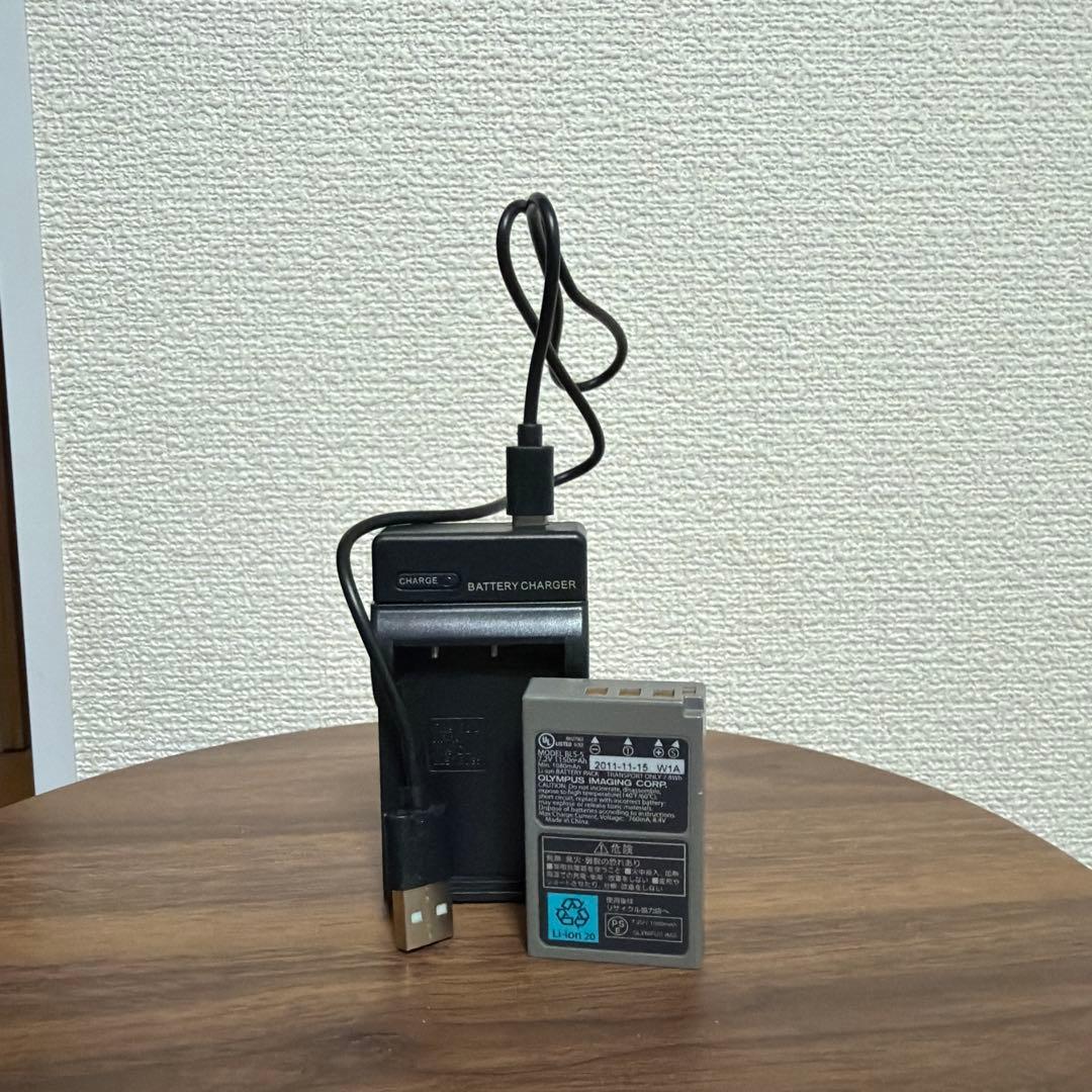 【ミラーレス一眼レフ】 OLYMPUS PEN E-PL2
