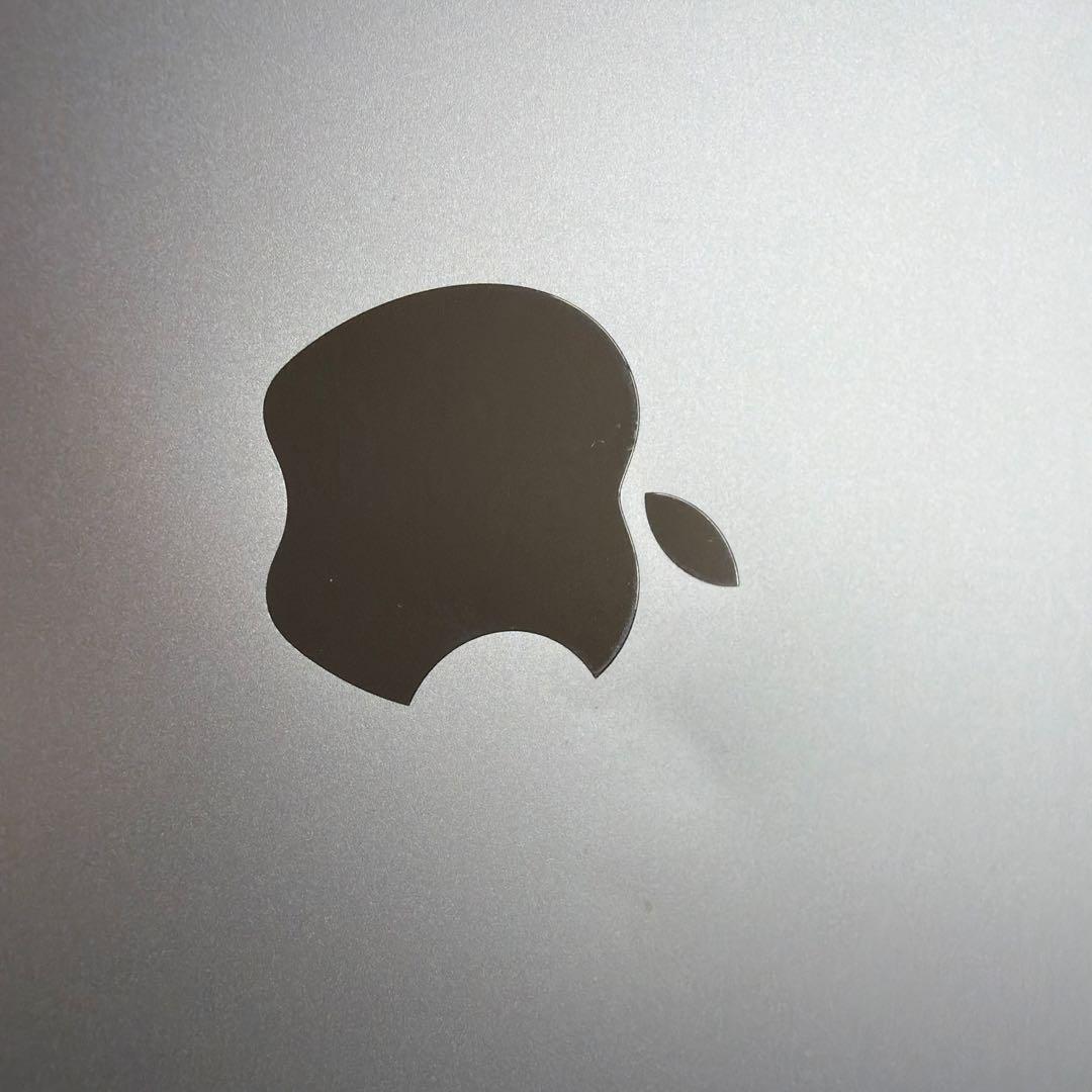 13インチ MacBook Air 2020