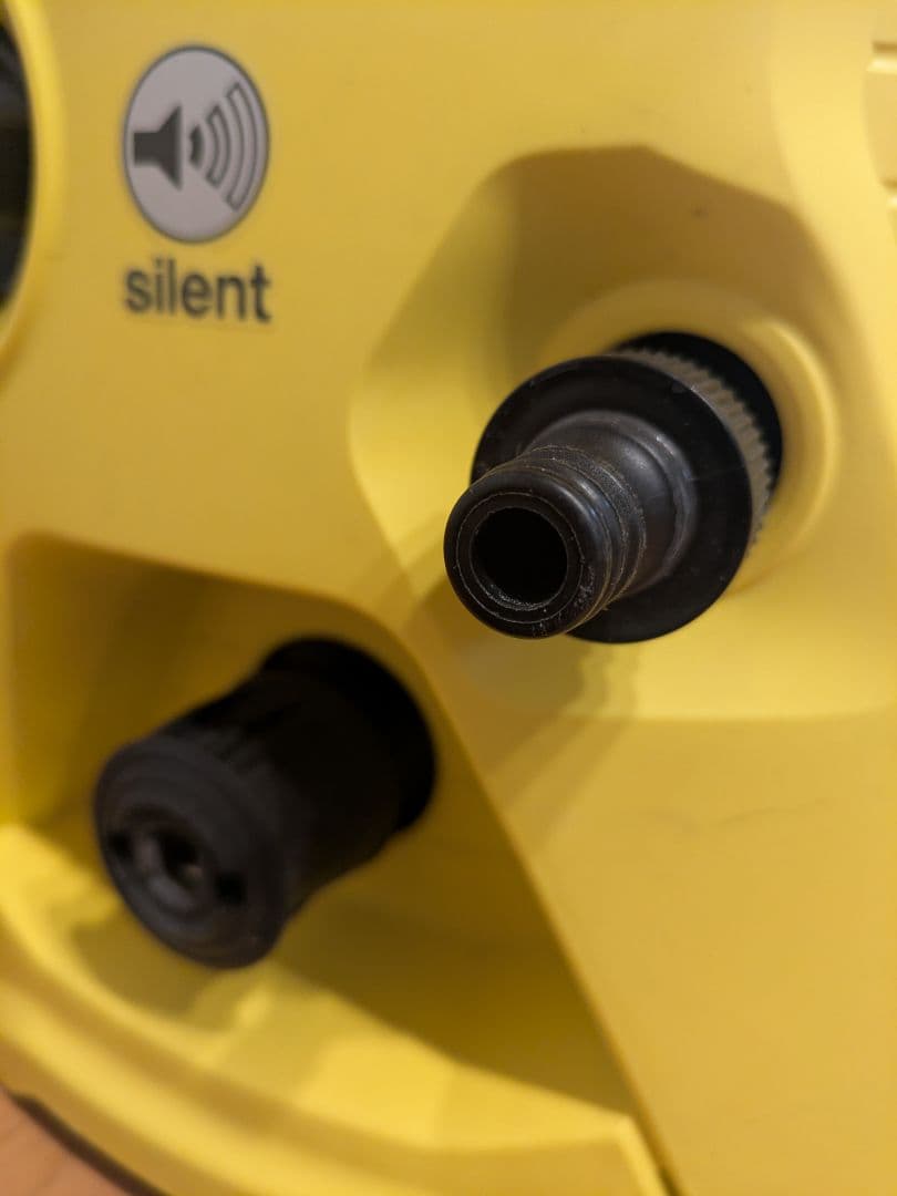 KARCHER サイレントK4 高圧洗浄機 本体と付属品