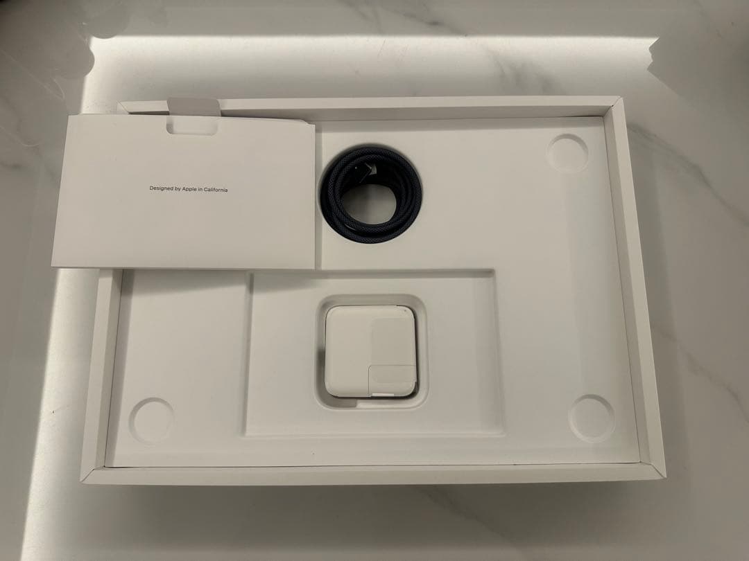 【美品】MacBookAir M2（メモリ16GB）