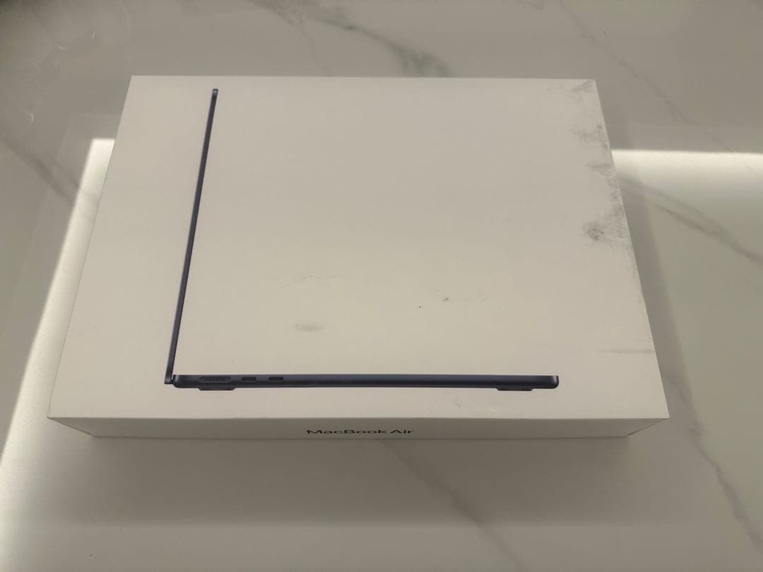 【美品】MacBookAir M2（メモリ16GB）