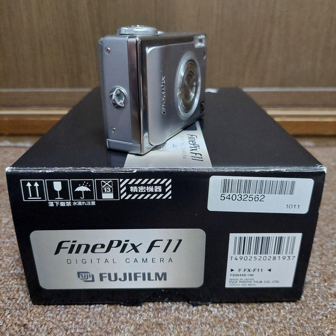 【純正付属品フルセット】 Fujifilm FinePix F11コンデジ