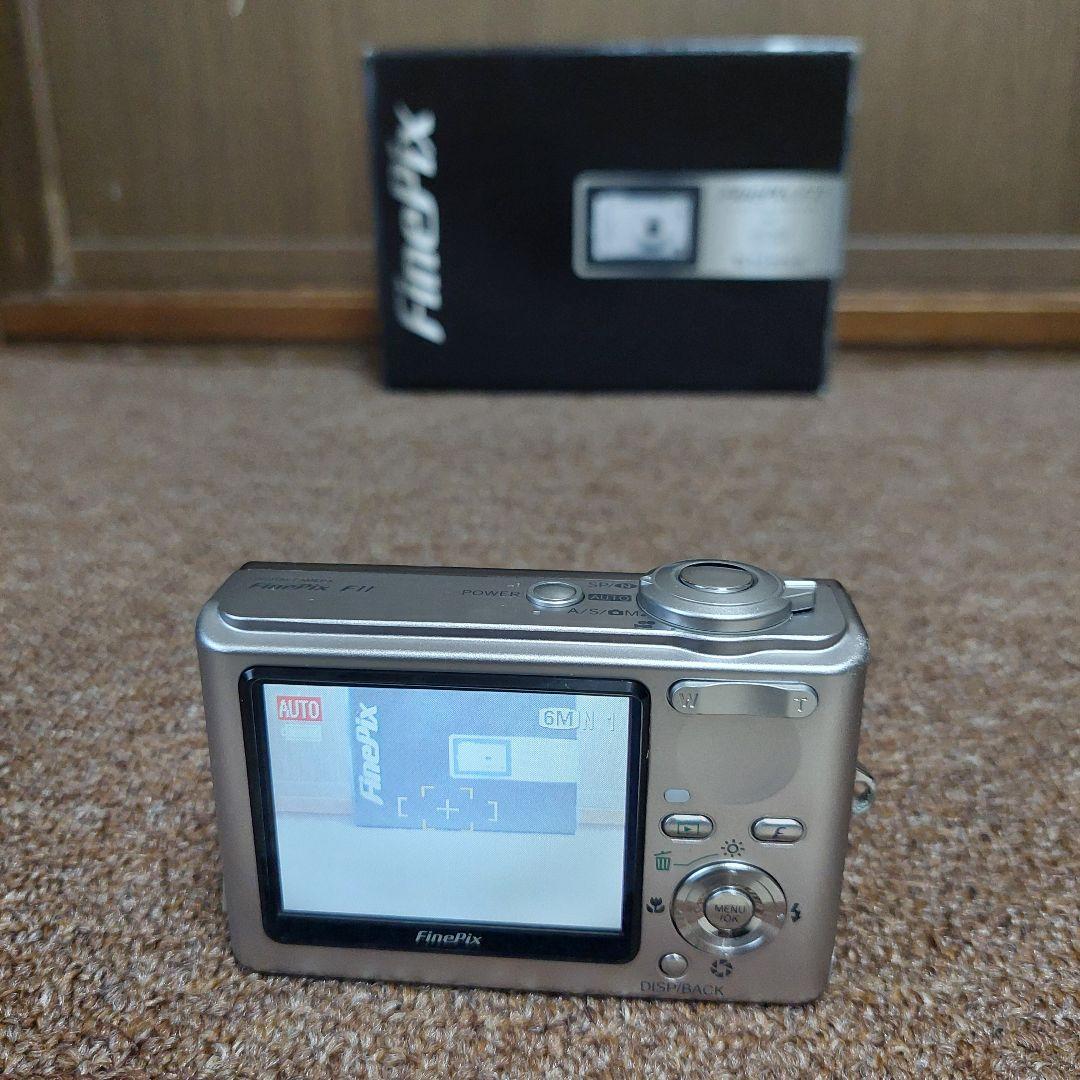 【純正付属品フルセット】 Fujifilm FinePix F11コンデジ