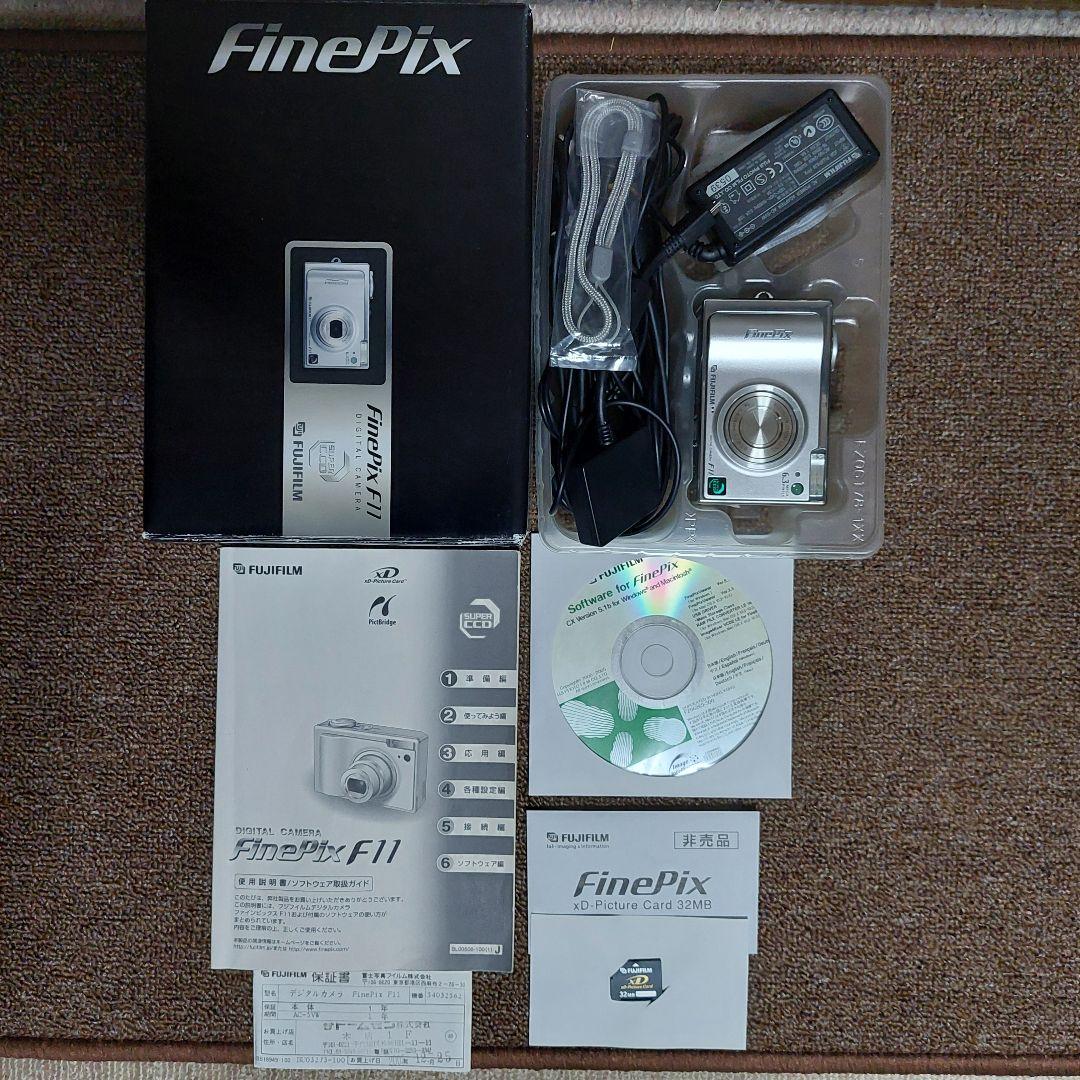 【純正付属品フルセット】 Fujifilm FinePix F11コンデジ