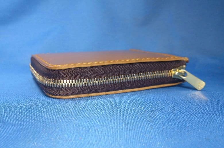 レザークラフト コードバン革 キャメル色 L字ファスナー折り財布 【写真現品】