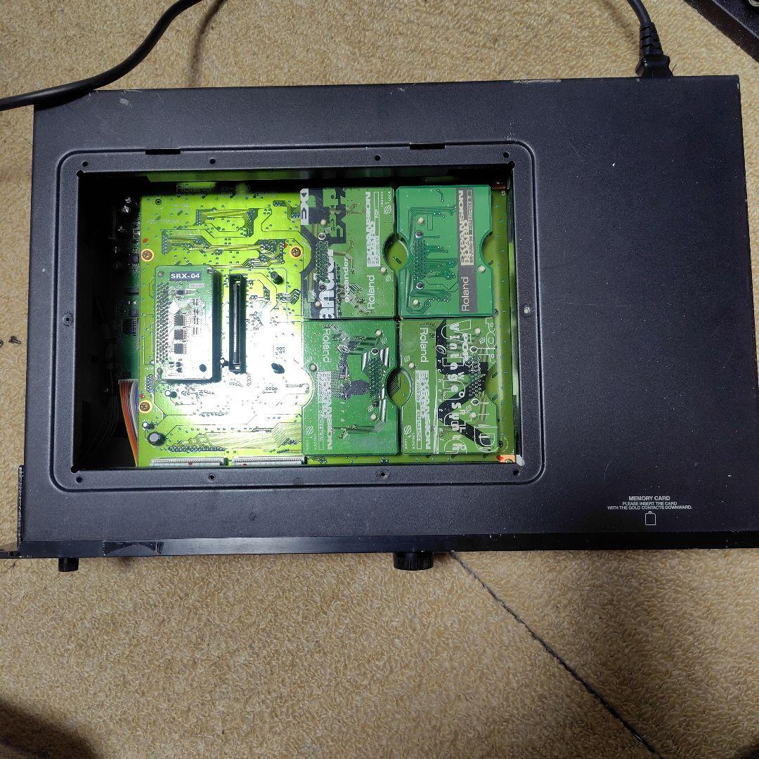 Roland XV-3080 シンセサイザー