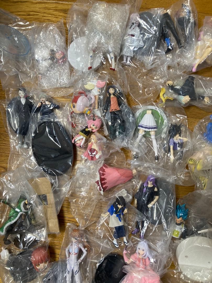フィギュア　まとめ売り　124個
