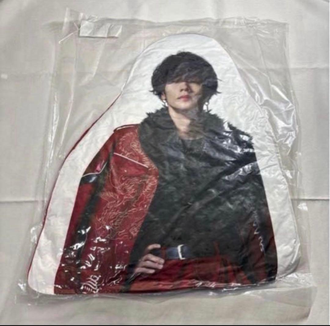 川村壱馬　　ダイカットクッション　bot BIGアクスタ　零　CD