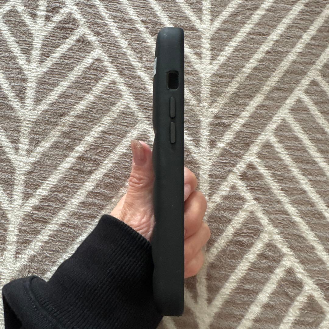 iPhoneアクセサリー Urban Spohistication iPhone15pro