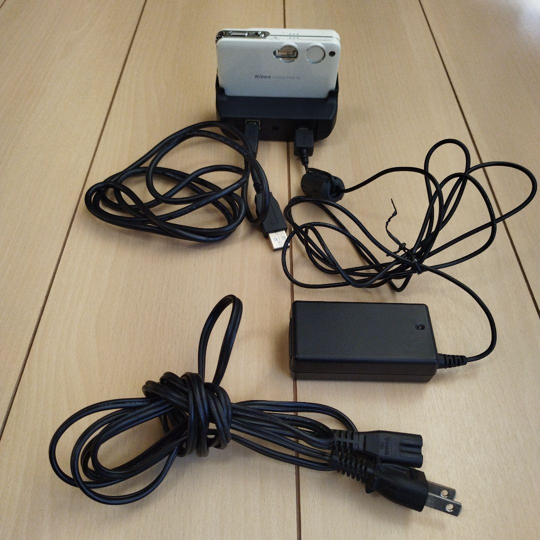 Nikon COOLPIX S1 ホワイト