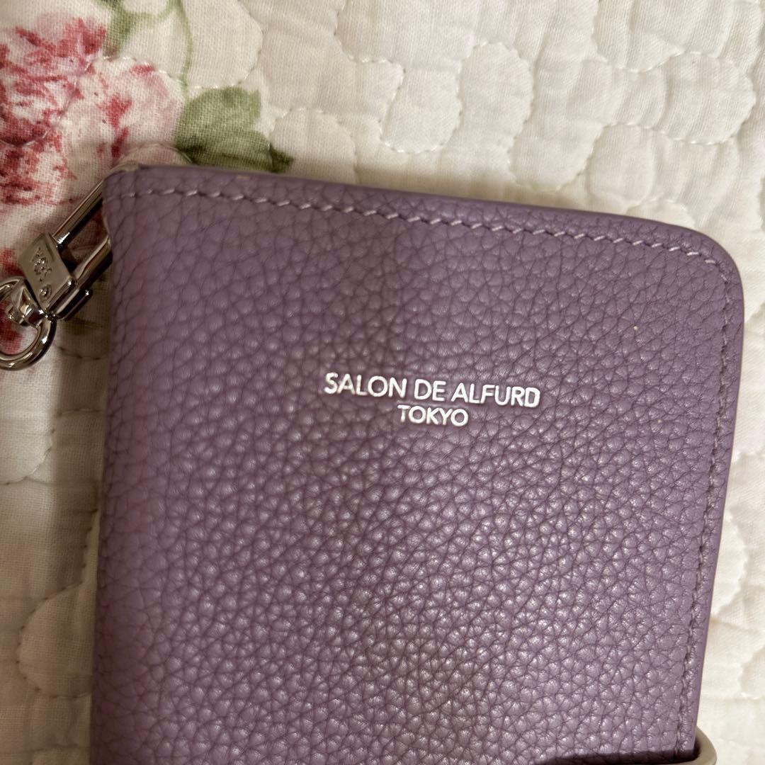 サロンドアルファード　　　　　　　手帳型携帯ケース