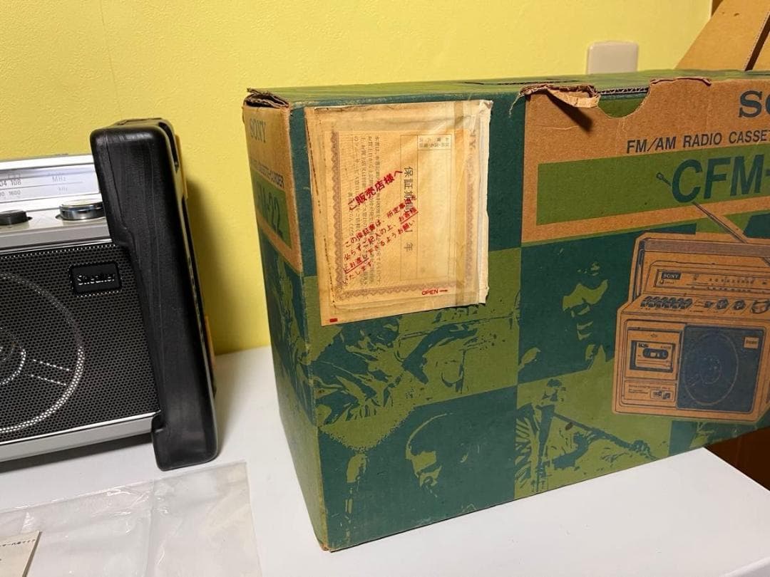 SONY CFM-22 新品未使用品　元箱　説明書　保証書　電池４本付き