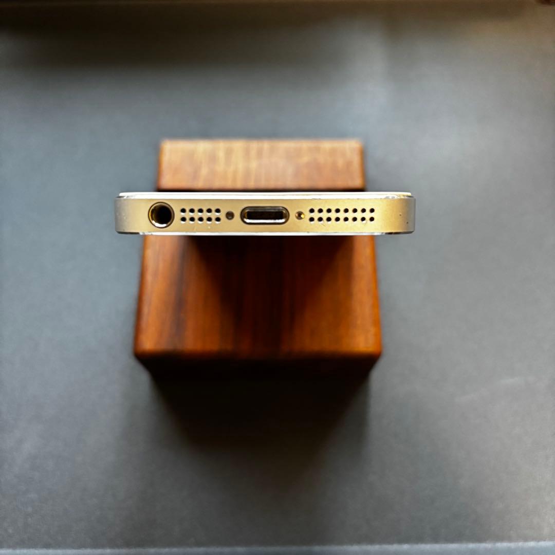 ✨バッテリー新品交換済 : 美品✨Apple iPhone 5s 32GB