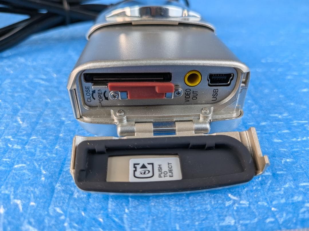 d*3様 OLYMPUS CAMEDIA μ-10 DIGITAL